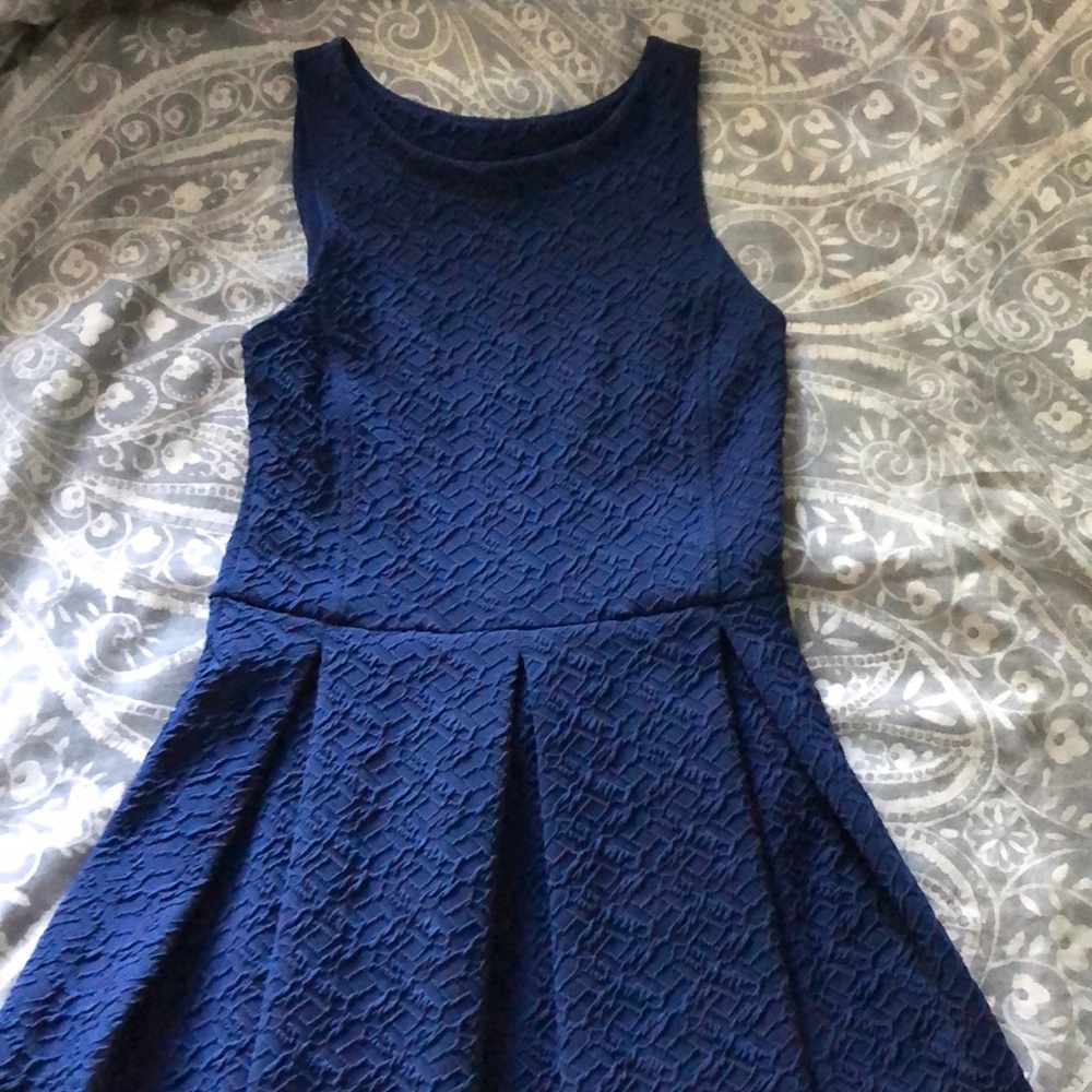 Sleeveless royal blue dress